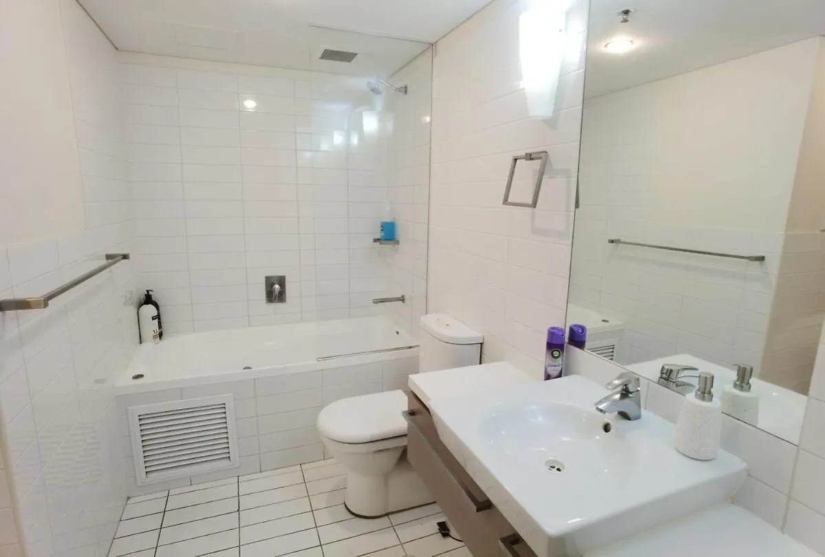 Spectacular Views Over North Terrace Wifi Parking Adelaide Apartment